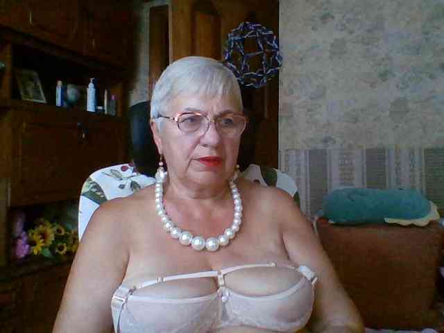 SweetCherry00 webcam