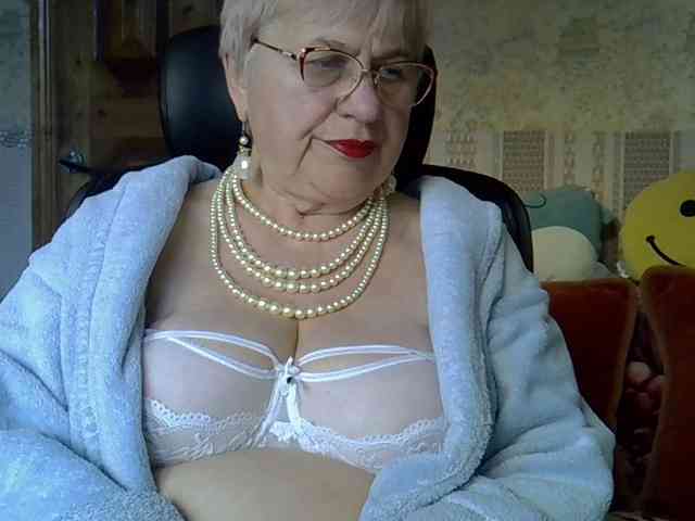 SweetCherry00 webcam