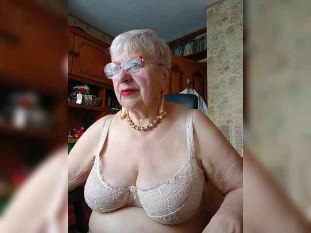 SweetCherry00 webcam