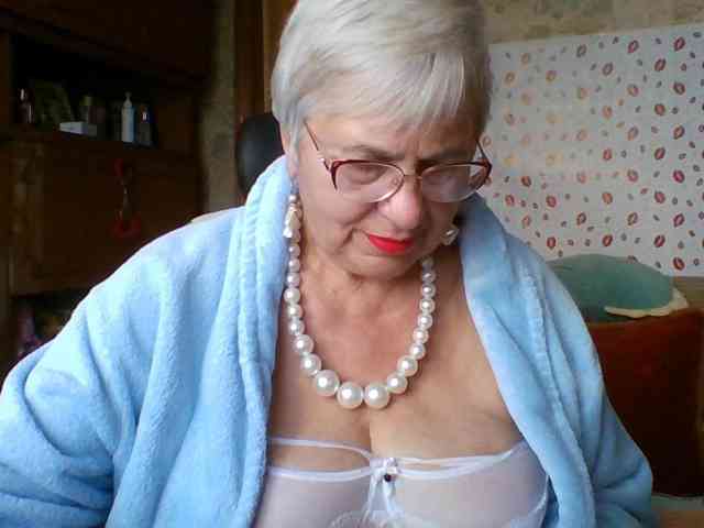 SweetCherry00 webcam