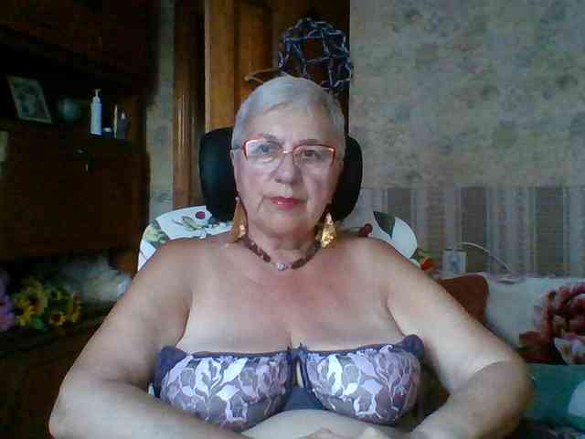 SweetCherry00 Live Webcam on BongaCams