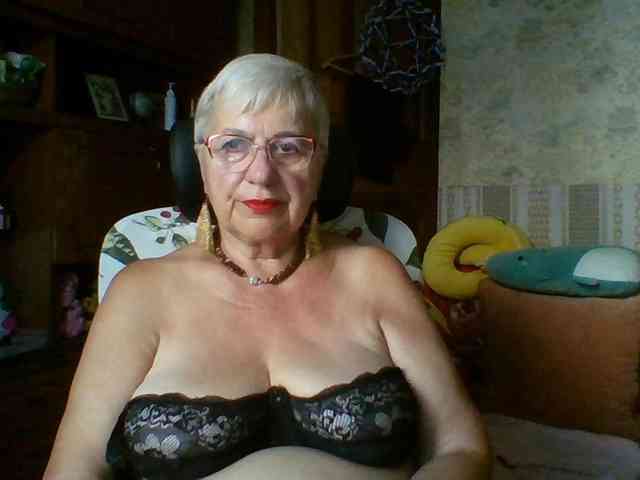 SweetCherry00 webcam