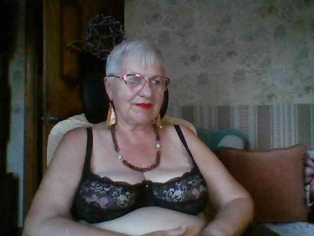 SweetCherry00 webcam