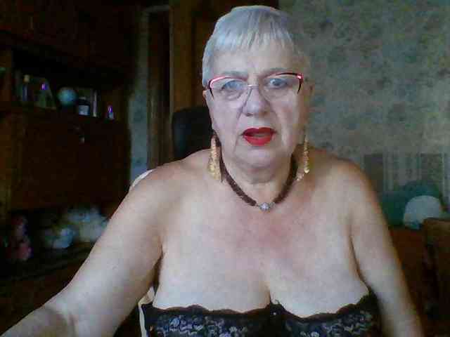 SweetCherry00 webcam