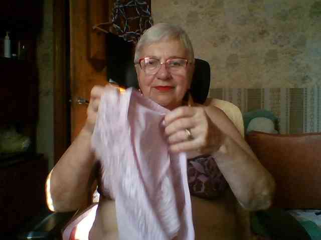 SweetCherry00 webcam