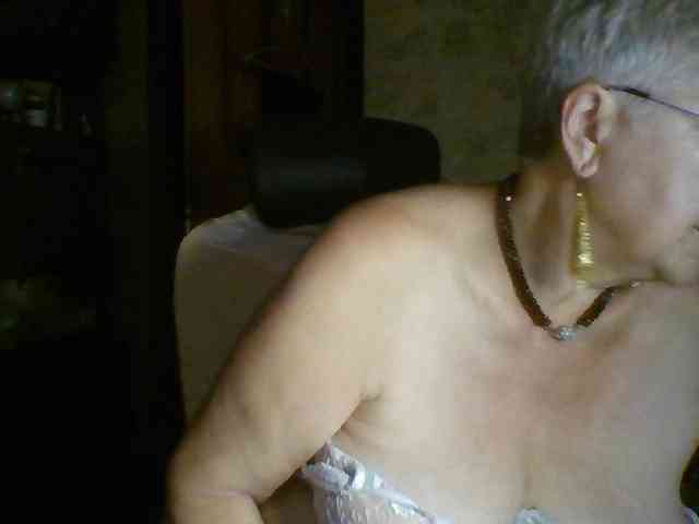 SweetCherry00 webcam