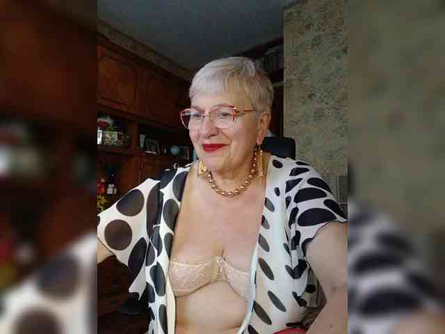 SweetCherry00 webcam