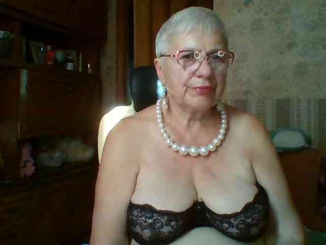 SweetCherry00 webcam
