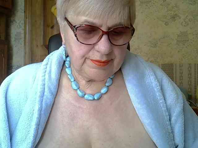 SweetCherry00 webcam