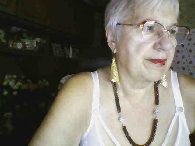 SweetCherry00 webcam