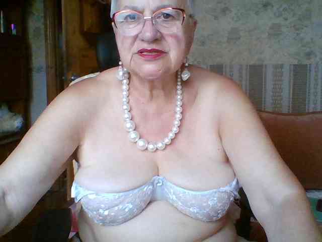 SweetCherry00 webcam