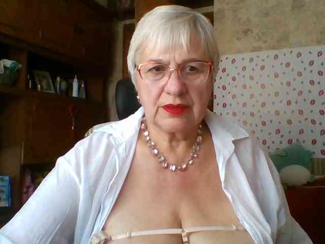SweetCherry00 webcam