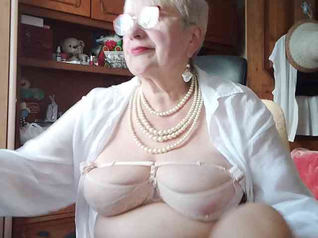 SweetCherry00 webcam