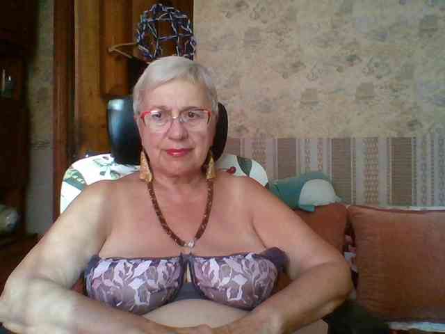 SweetCherry00 webcam