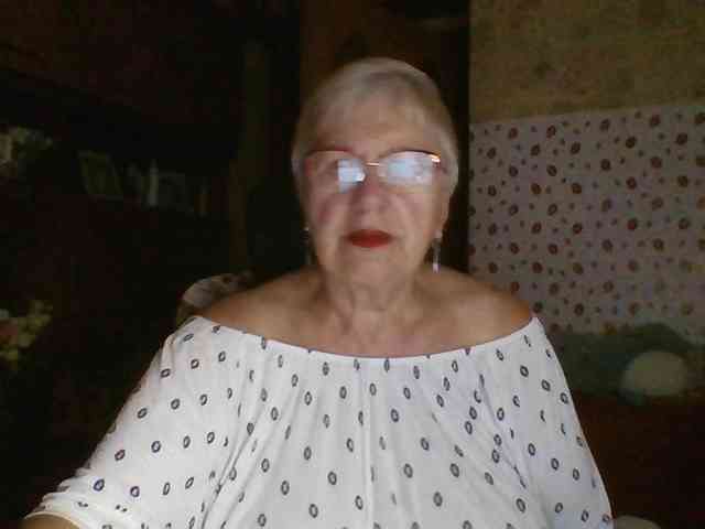 SweetCherry00 webcam