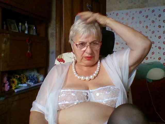 SweetCherry00 webcam