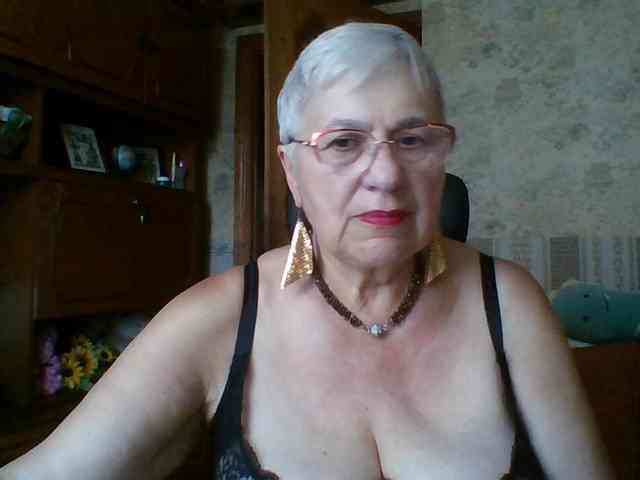 SweetCherry00 webcam