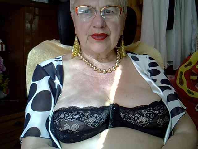 SweetCherry00 webcam