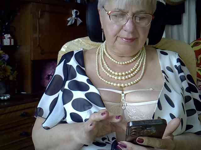 SweetCherry00 webcam