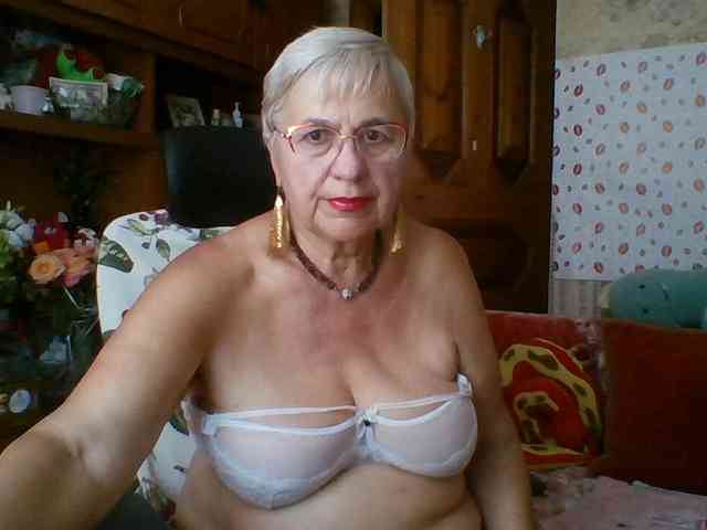 SweetCherry00 webcam
