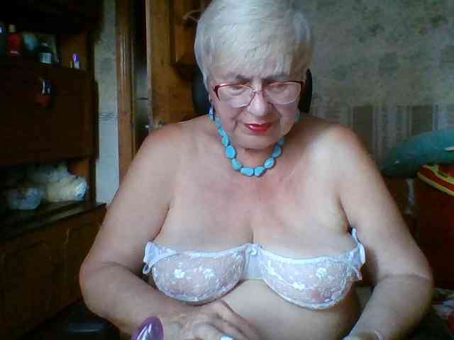 SweetCherry00 webcam