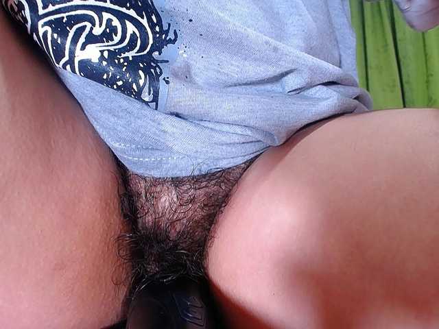 anni-jones live cam on BongaCams
