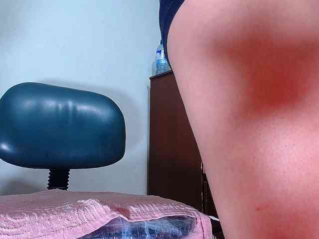 anni-jones webcam