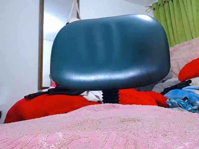 anni-jones webcam