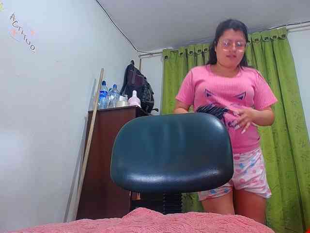 anni-jones webcam