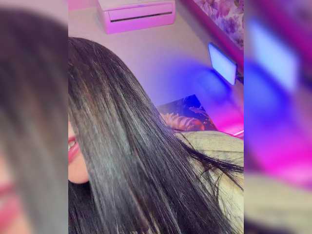 Madam_koss live cam preview