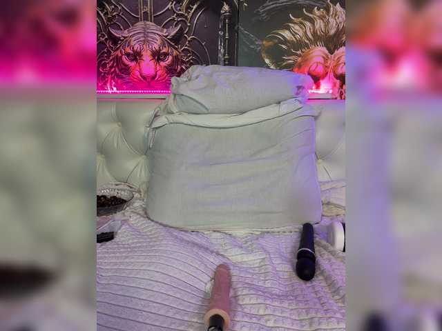 Madam_koss live webcam show