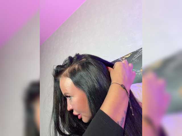 Madam_koss live cam