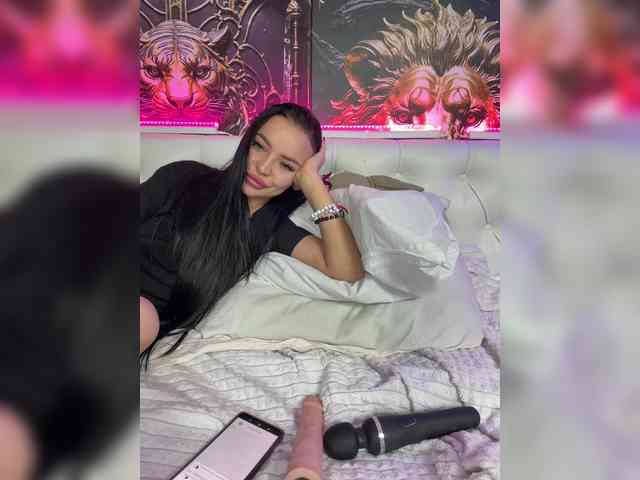 Madam_koss webcam