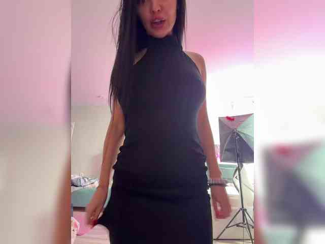 Dit model is nu live. alinakukla787