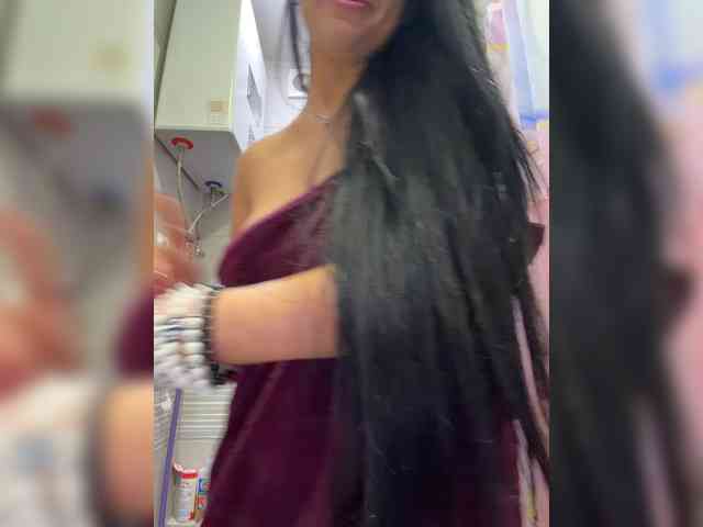 Madam_koss webcam
