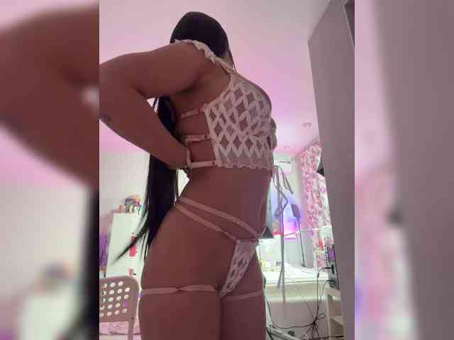 Model: Madam_koss