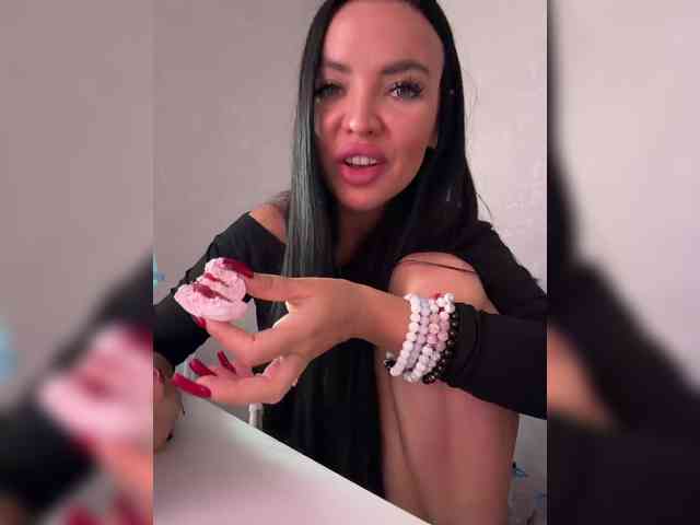Madam_koss webcam