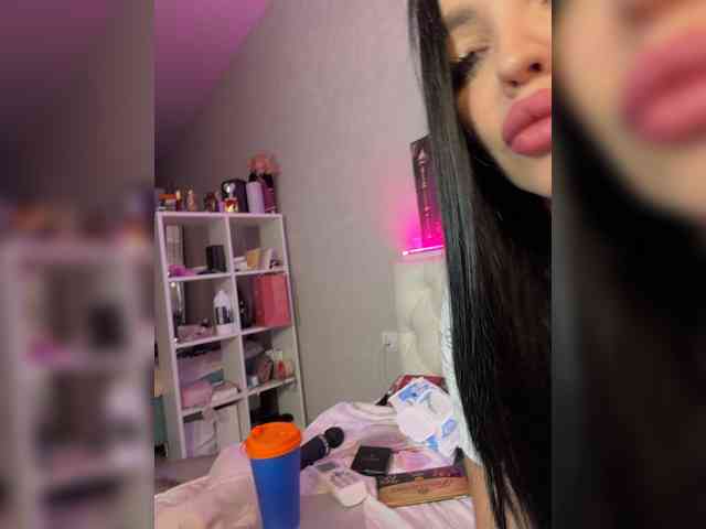 Madam_koss webcam