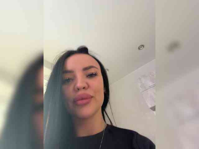Madam_koss webcam