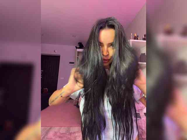 Madam_koss webcam