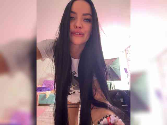 Madam_koss webcam