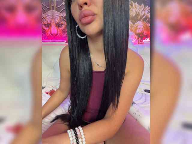 Madam_koss webcam