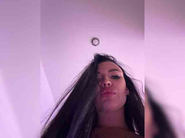 Madam_koss webcam