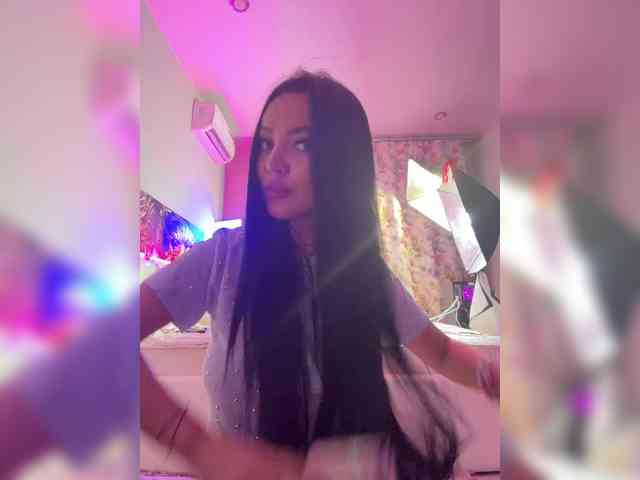 Madam_koss webcam