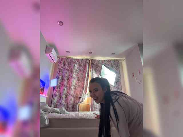Model: Madam_koss