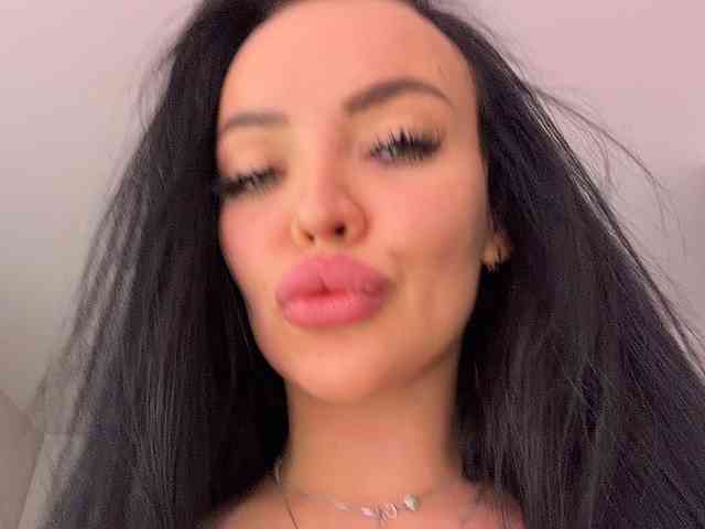 Madam_koss webcam
