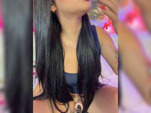 Madam_koss webcam