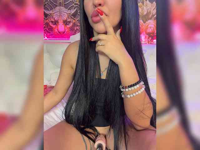 Madam_koss webcam