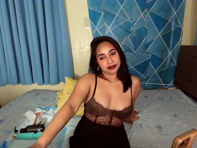 xxTrexie18 live cam on BongaCams