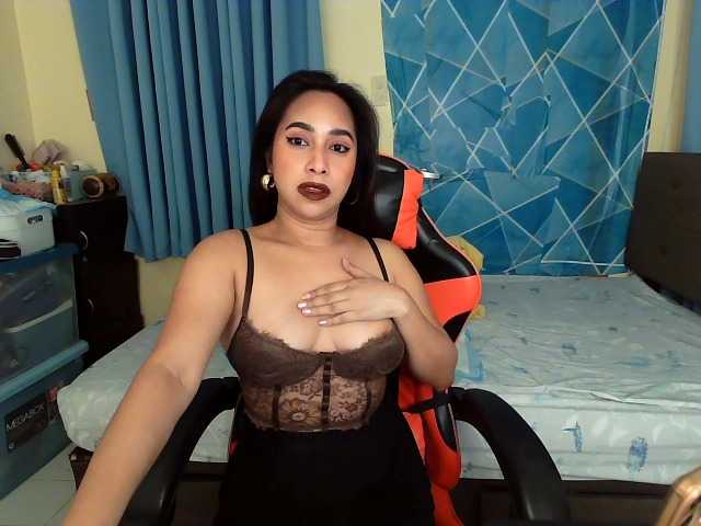 xxTrexie18 live cam on BongaCams